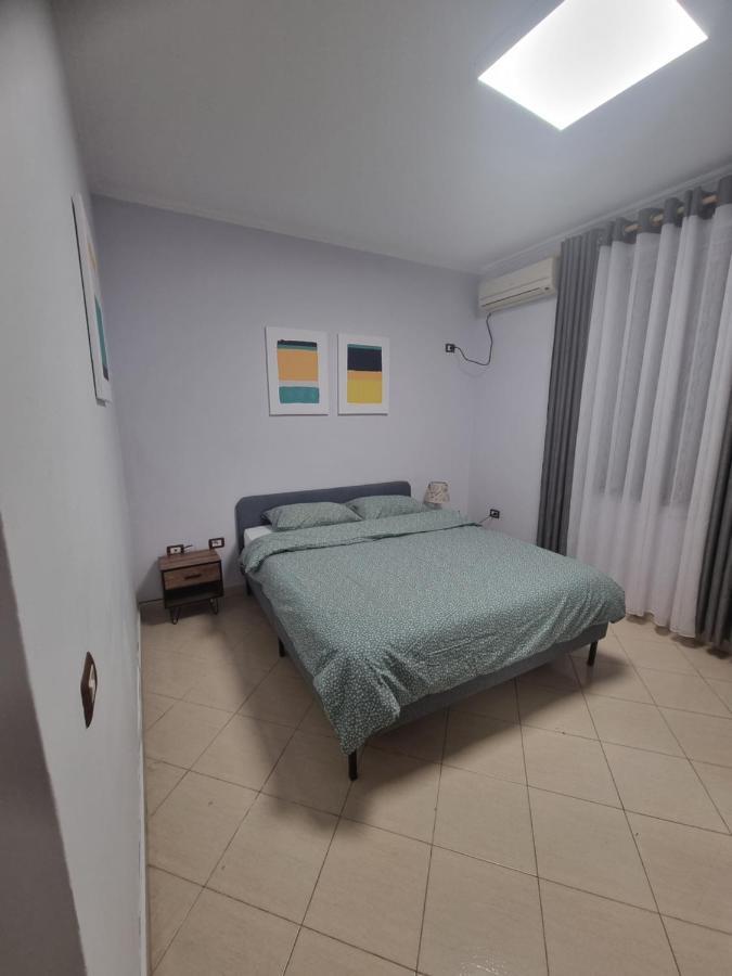 Glamorous Apartment In Тирана Екстер'єр фото